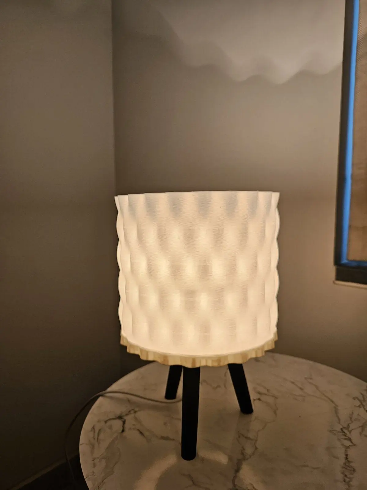 Crumpled Lamp